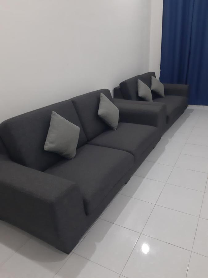 Rumah Armand Melaka 4Br Fully Aircond المظهر الخارجي الصورة