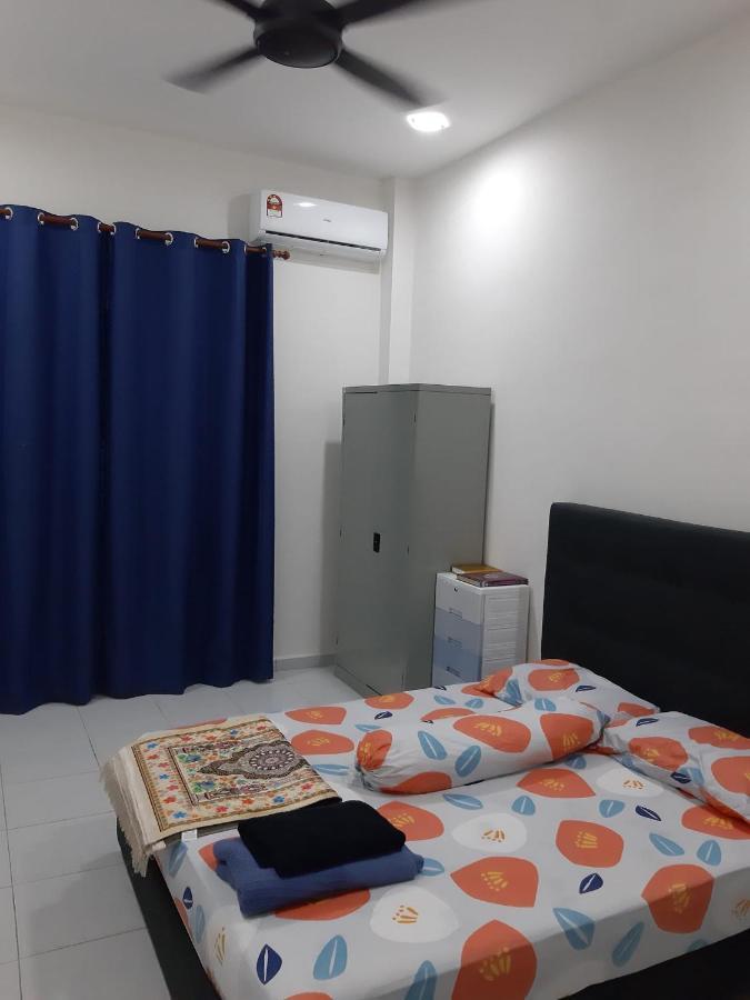 Rumah Armand Melaka 4Br Fully Aircond المظهر الخارجي الصورة