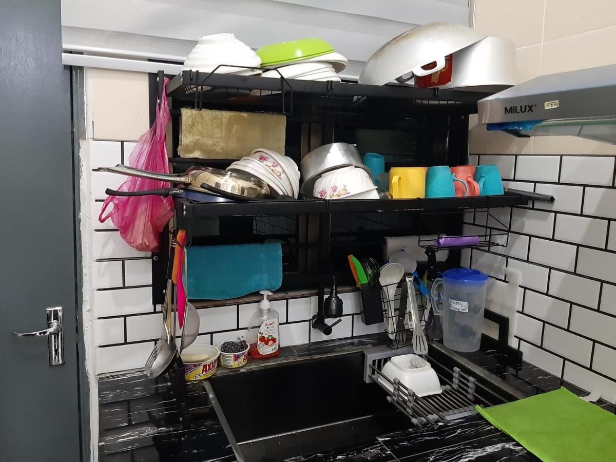 Rumah Armand Melaka 4Br Fully Aircond المظهر الخارجي الصورة